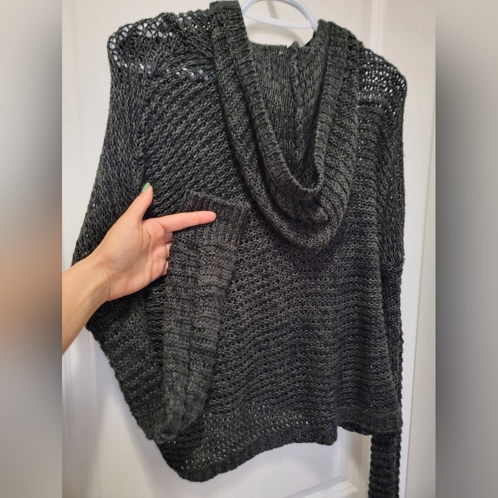 Knit Layering Sweater in Charcoal Gray LG